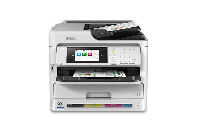 Vista frontal de la Epson WorkForce Pro WF-C5890 sobre fondo blanco